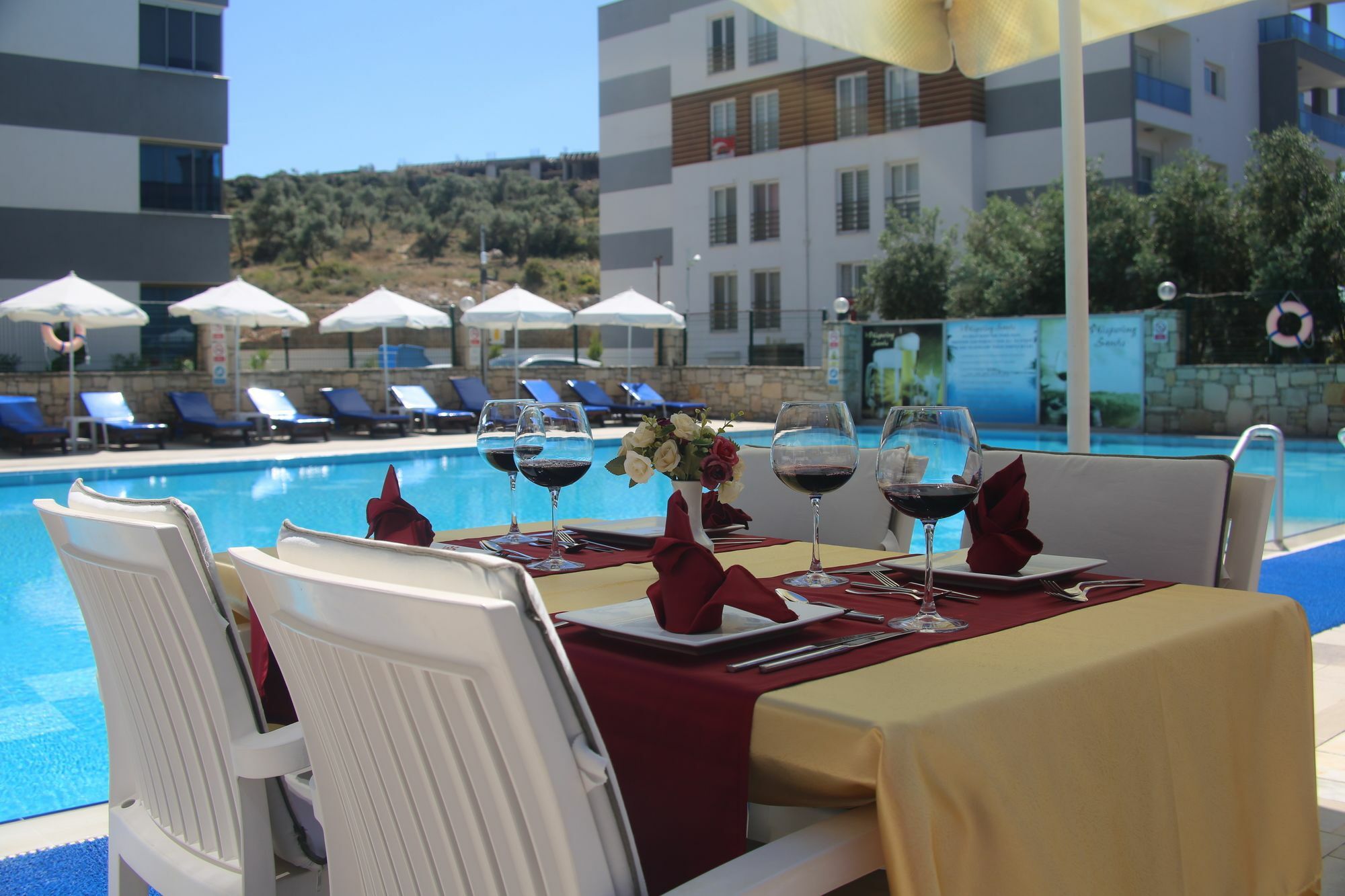 Whispering Sands Kusadasi Exterior photo